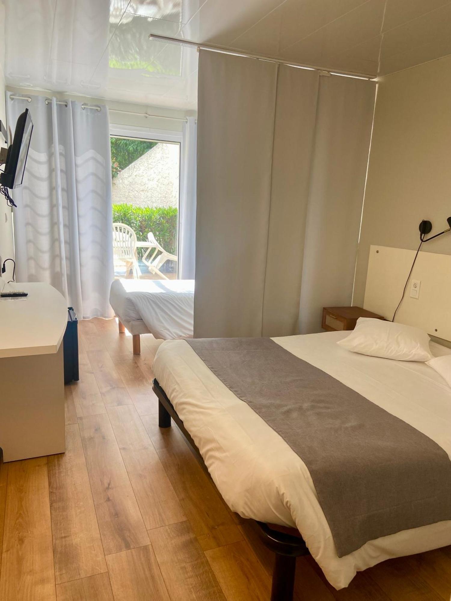 Les Alcyons Hotel Le Lavandou Exterior foto